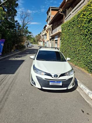 TOYOTA YARIS 1.5 16V FLEX SEDAN XL MULTIDRIVE TOYOTA YARIS 1.5 16V FLEX SEDAN XL MULTIDRIVE
